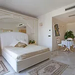 Tenuta Ippocrate 팜스테이 *